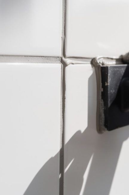 découvrez nos conseils pratiques pour réaliser des joints de carrelage propres et esthétiques facilement, pour un résultat durable et professionnel.